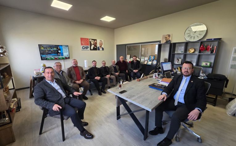 MAKSİAD Başkanımız Sayın Mehmet Sarı ve Yönetim Kurulu Üyelerimiz, Denizli Milletvekilimiz Sayın Şeref Arpacı’yı Motif Global Tekstil’de ziyaret etti.