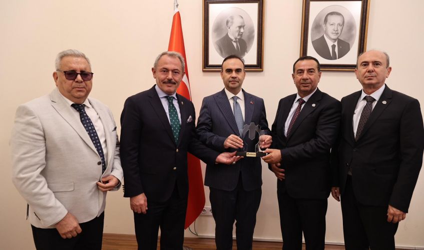 MAKSİAD ve DEMİOSB Heyetinden Sanayi ve Teknoloji Bakanı Mehmet Fatih Kacır’a Ziyaret